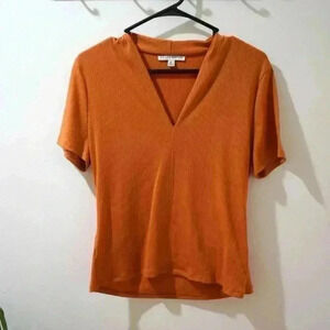 V neck short sleeve top